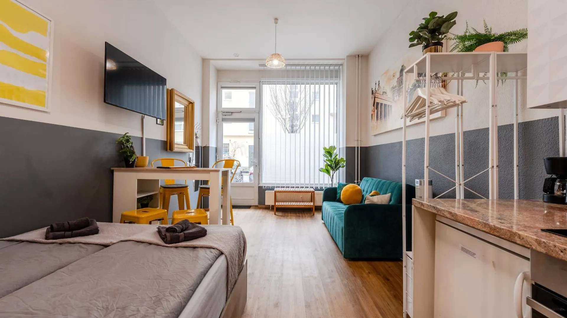 Cozy Micro Apartment - Self Check-In  Berlin