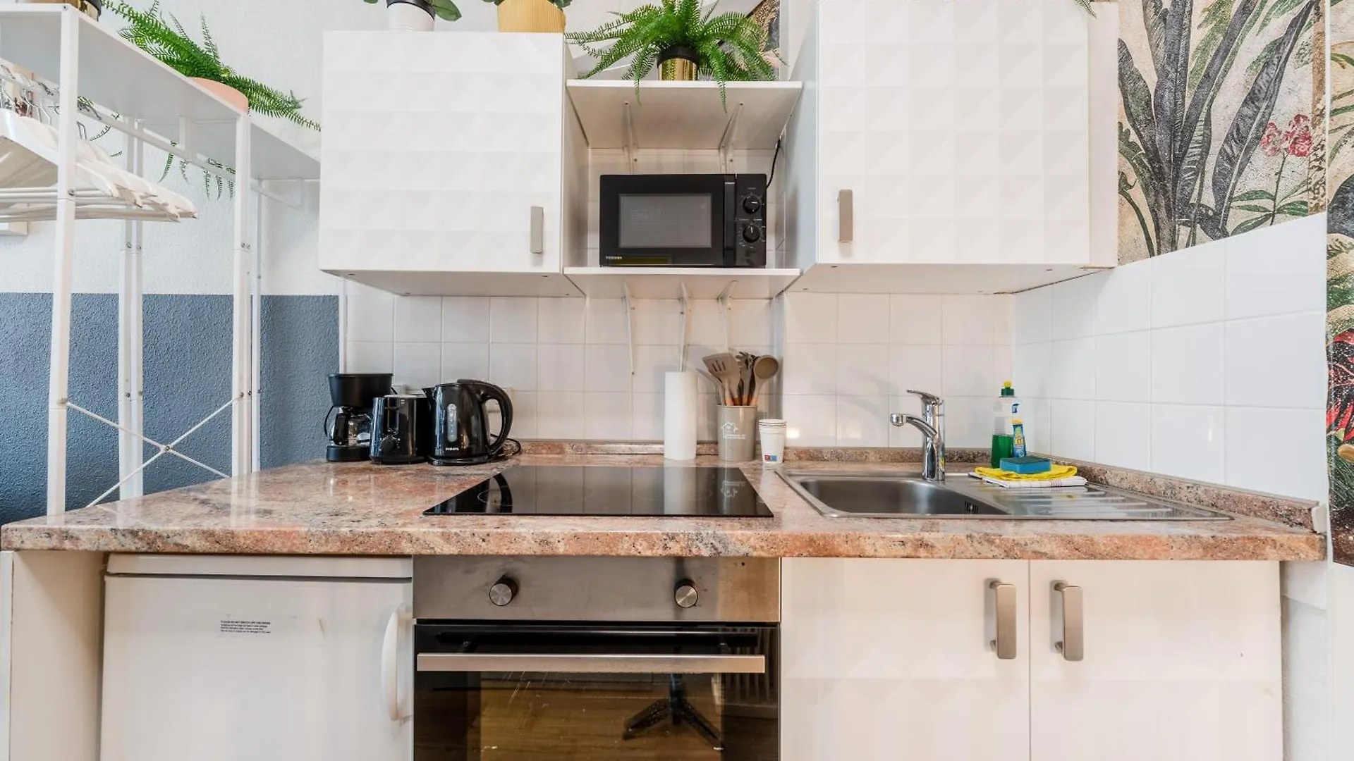 Cozy Micro Apartment - Self Check-In 0*, Berlin